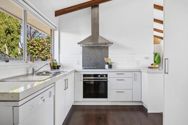 Photo of property in 5 Betula Place, Parklands, Christchurch, 8083