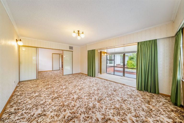 Photo of property in 19 Hall Grove, Ebdentown, Upper Hutt, 5018