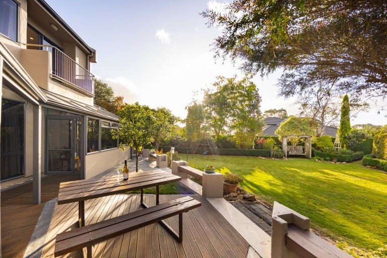 Photo of property in 45 Waicola Drive, Fitzherbert, Palmerston North, 4471