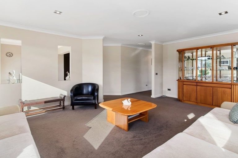 Photo of property in 19 Montgomery Crescent, Kinloch, Taupo, 3377