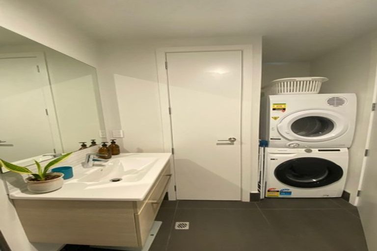 Photo of property in 11/4161 Great North Road, Glen Eden, Auckland, 0602