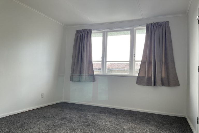 Photo of property in 11 Young Road, Mount Wellington, Auckland, 1060