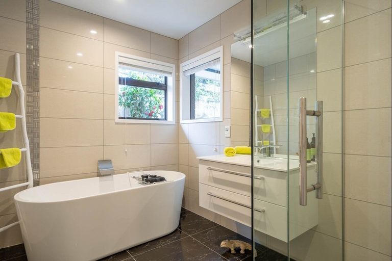 Photo of property in 23 Ara Kuaka, Waikanae Beach, Waikanae, 5036