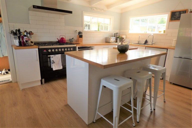 Photo of property in Old Mill Cottage, 2356 Herbert-hampden Road, Herbert, Oamaru, 9495