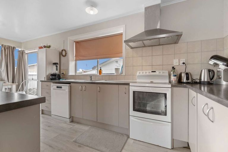 Photo of property in 3 Marion Place, Deanwell, Hamilton, 3206