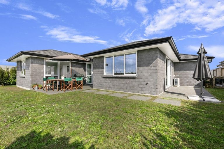 Photo of property in 137 Penetaka Heights, Pyes Pa, Tauranga, 3112