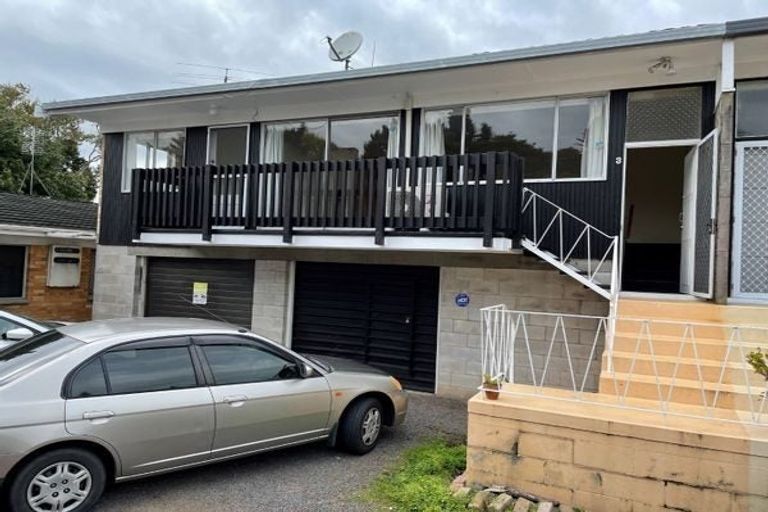 Photo of property in 3/3 Opaheke Road, Papakura, 2110