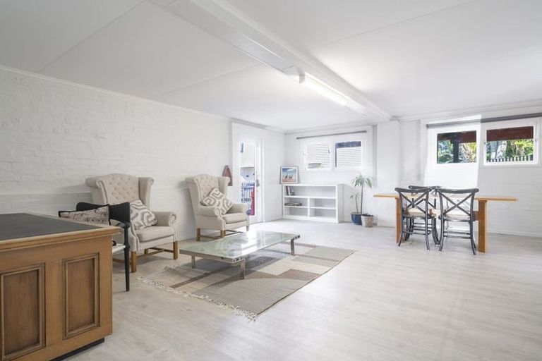 Photo of property in 15 Benders Avenue, Hillcrest, Auckland, 0627