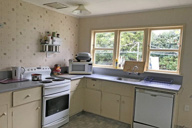 Photo of property in 3 Ries Street, Dannevirke, 4930