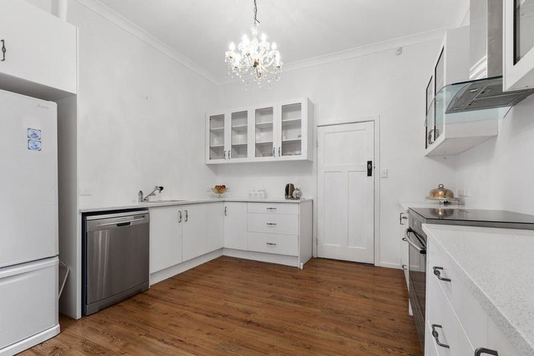 Photo of property in 57 Beach Road, Pahurehure, Papakura, 2113