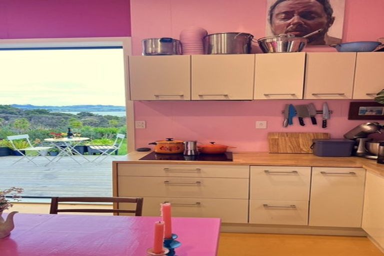 Photo of property in 452 Pahi Road, Pahi, Paparoa, 0571