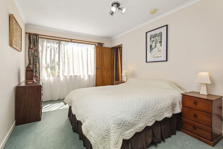 Photo of property in 8 Charthouse Lane, Whitby, Porirua, 5024