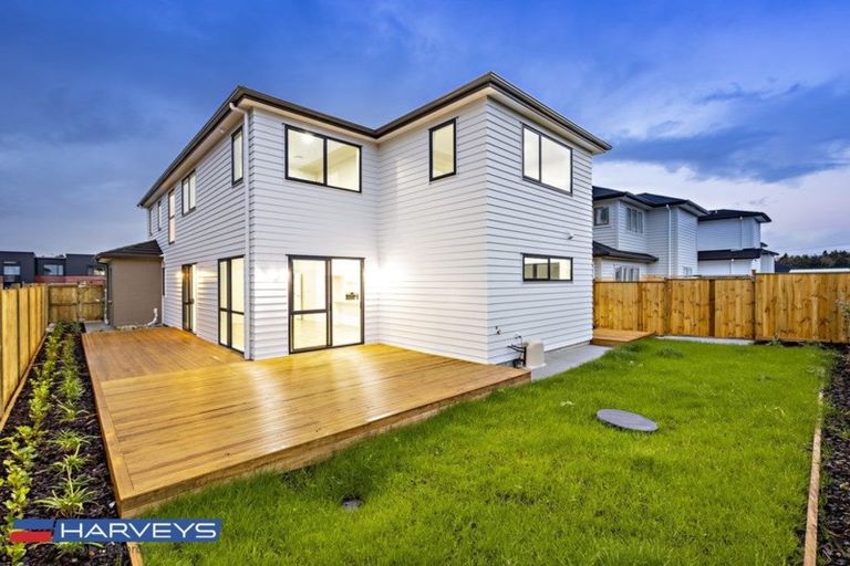 Photo of property in 4 Rauaruhe Road, Karaka, Papakura, 2113