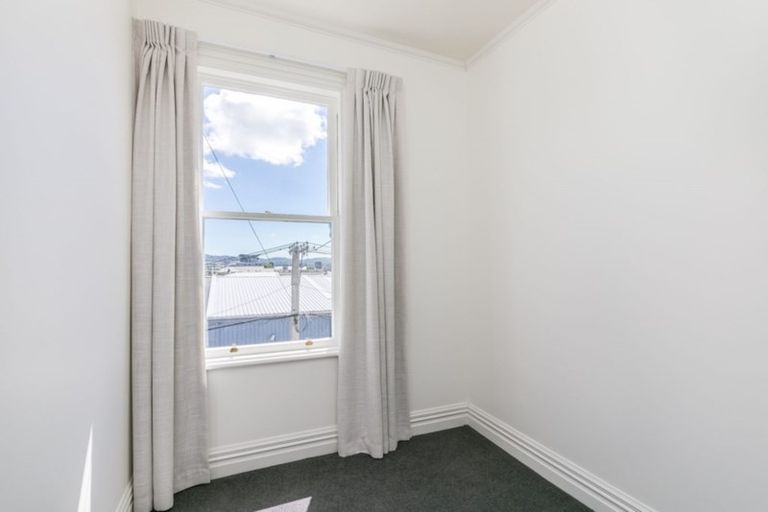 Photo of property in 87 Tasman Street, Mount Cook, Wellington, 6021