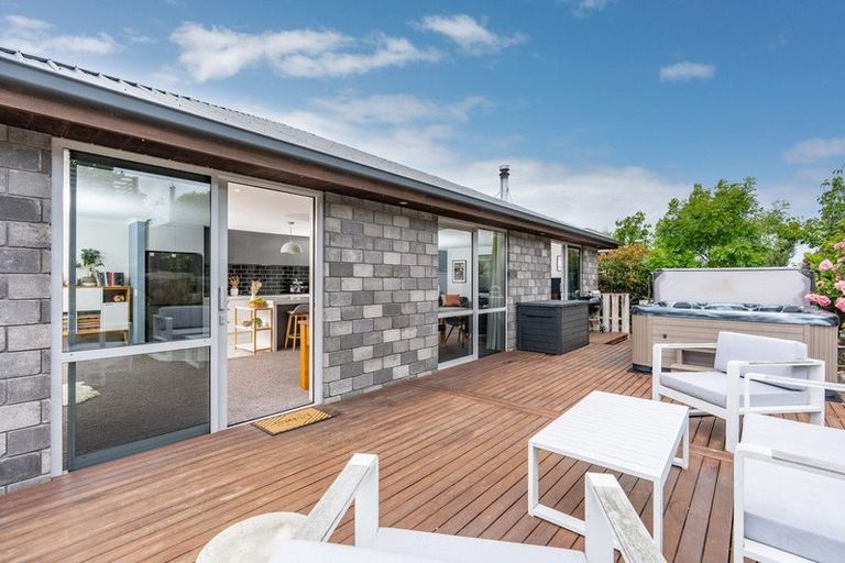 Photo of property in 18 Lancaster Lane, Waldronville, Dunedin, 9018