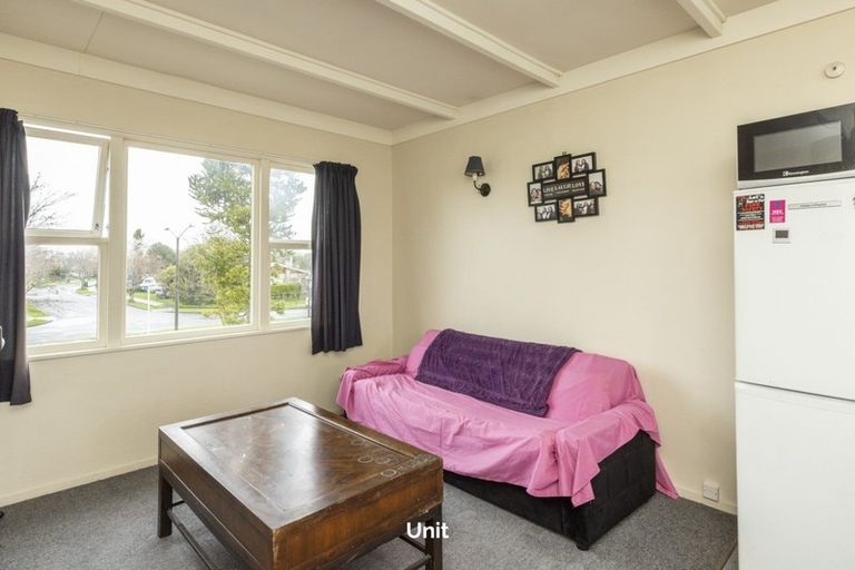 Photo of property in 19 Sefton Street, Havelock North, 4130