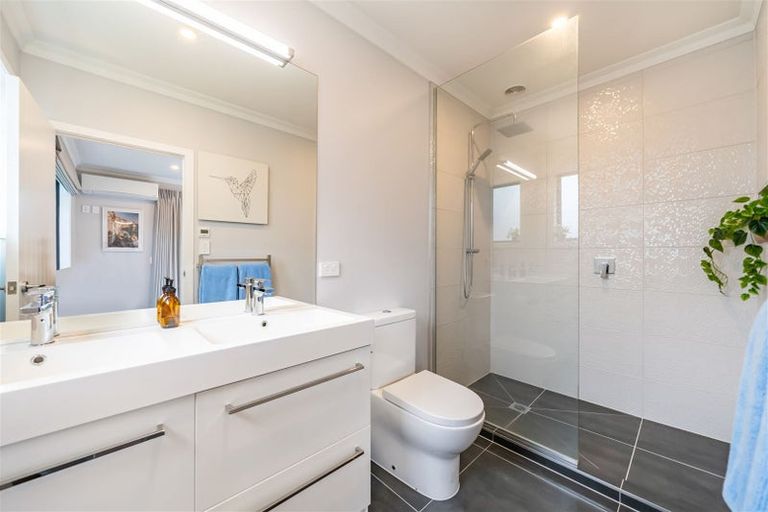 Photo of property in 7 Don Griffin Grove, Trentham, Upper Hutt, 5018