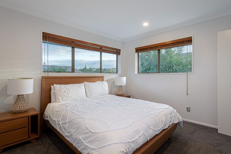 Photo of property in 14 Park Rise, Campbells Bay, Auckland, 0630