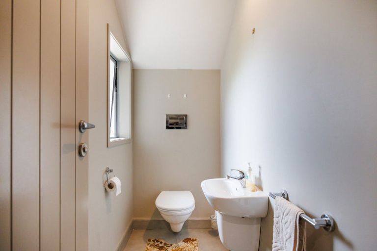 Photo of property in 3 Windsor Street, Terrace End, Palmerston North, 4410