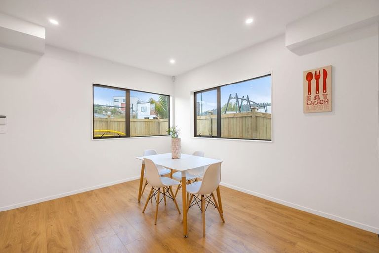 Photo of property in 16 Waka Street, Albany Heights, Auckland, 0632