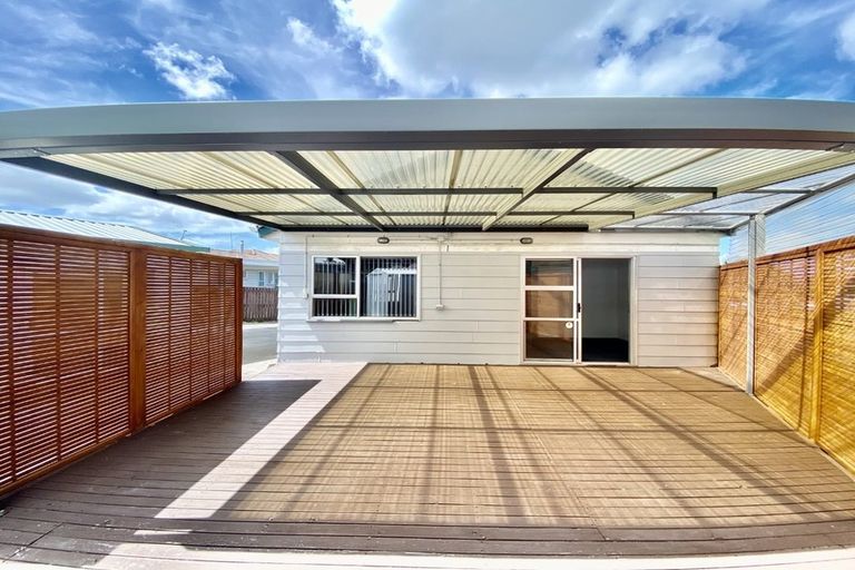 Photo of property in 219 Mahia Road, Wattle Downs, Auckland, 2103