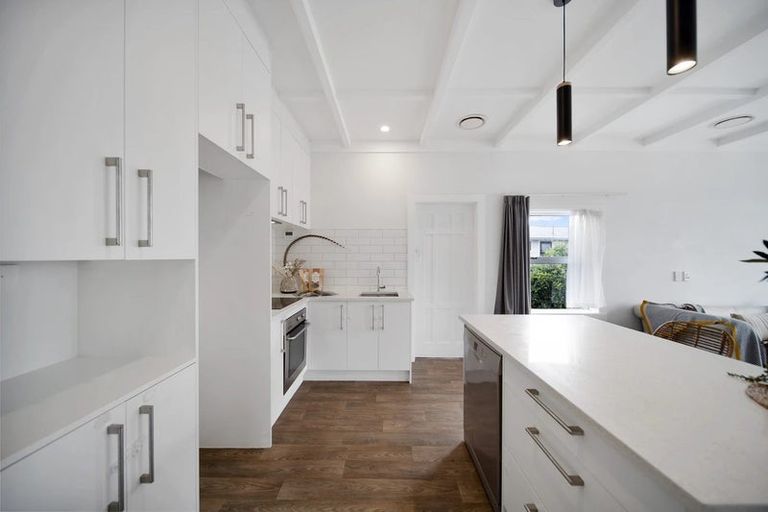 Photo of property in 7 Patience Way, Massey, Auckland, 0614