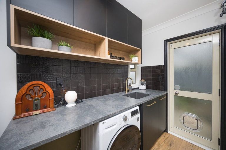 Photo of property in 42a Titoki Street, Palmerston North, 4414