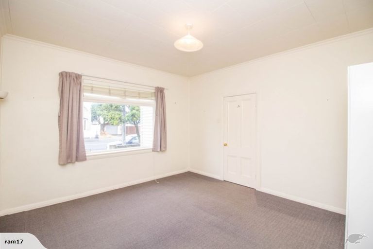 Photo of property in 1 Cuba Street, Petone, Lower Hutt, 5012