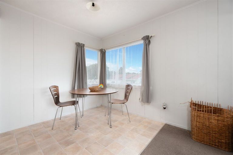 Photo of property in 76a Borich Road, Sunnyvale, Auckland, 0612