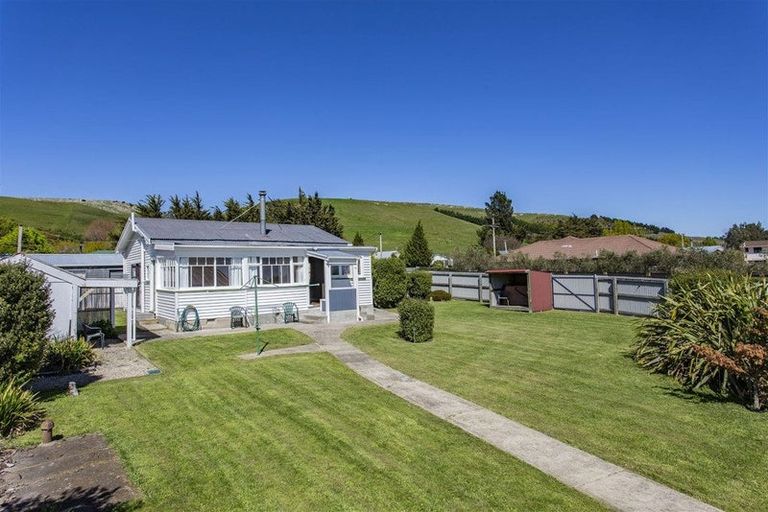 Photo of property in 32a Princes Street, Waikari, 7420