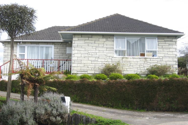 Photo of property in 14 Pembroke Street, Westown, New Plymouth, 4310