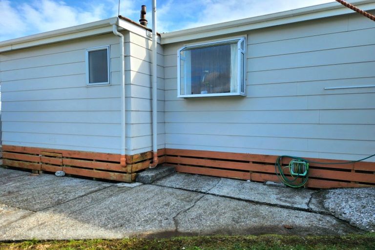 Photo of property in 62 Hall Street, Cobden, Greymouth, 7802