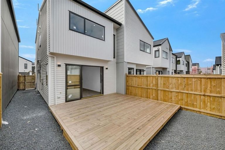 Photo of property in 55 Kairakau Street, Papakura, 2110