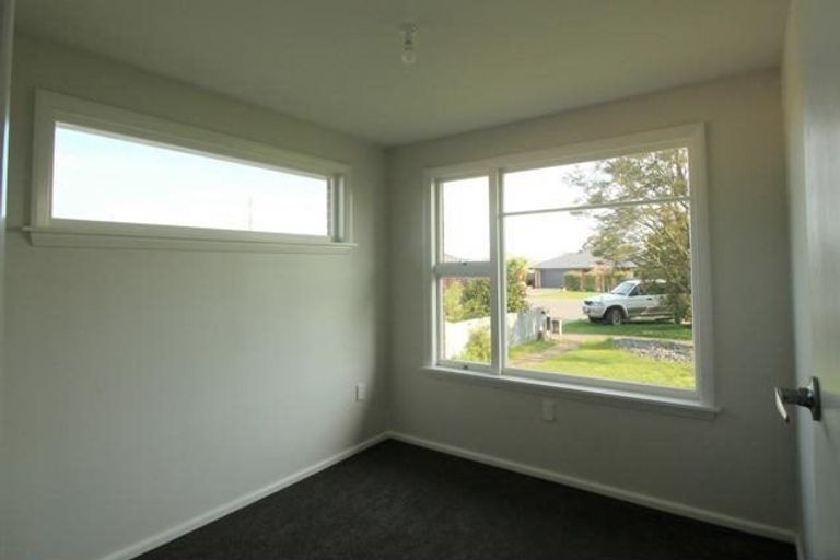 Photo of property in 56 North Terrace, Darfield, 7510