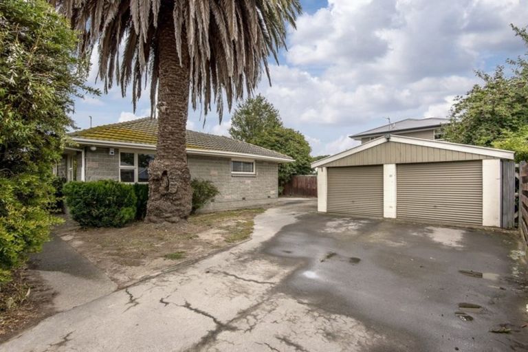 Photo of property in 17 Reading Street, Upper Riccarton, Christchurch, 8041