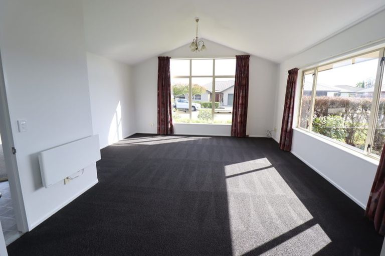 Photo of property in 8 Covent Drive, Stoke, Nelson, 7011