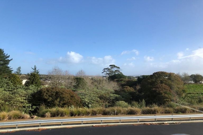 Photo of property in 34 Matahae Drive, Flat Bush, Auckland, 2019