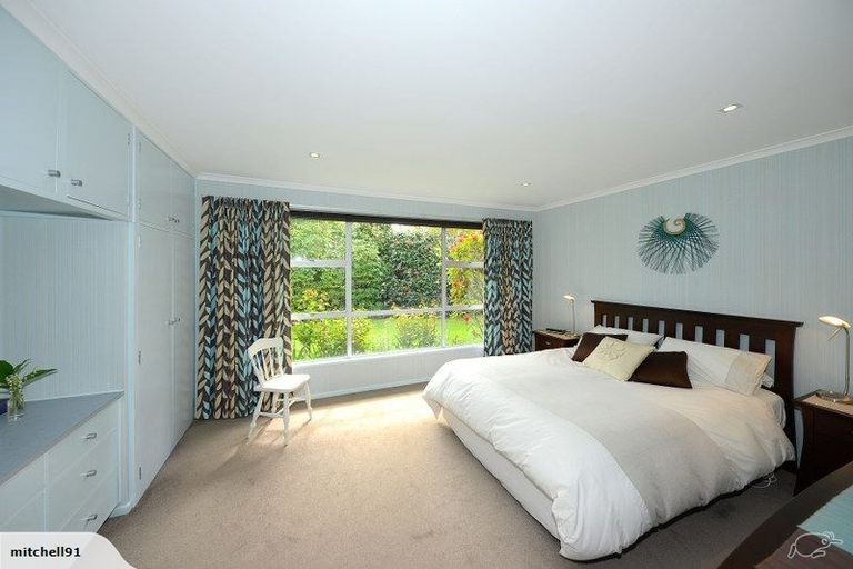 Photo of property in 45 Crofton Road, Harewood, Christchurch, 8051