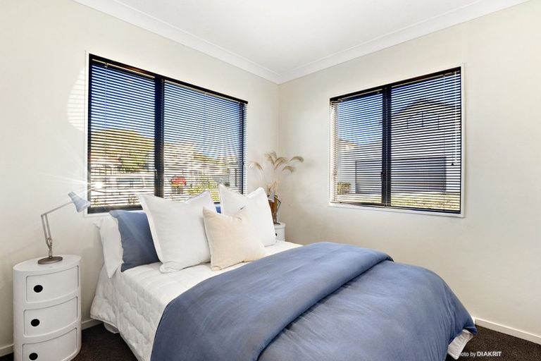 Photo of property in 8a Birkhall Grove, Strathmore Park, Wellington, 6022