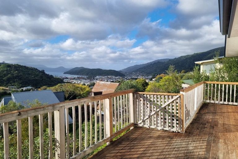 Photo of property in 12 Webster Place, Picton, 7220