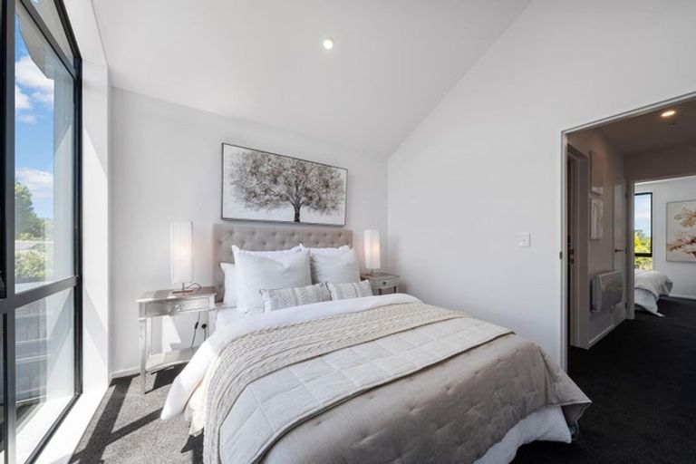 Photo of property in 3/26 Grassmere Street, Papanui, Christchurch, 8052