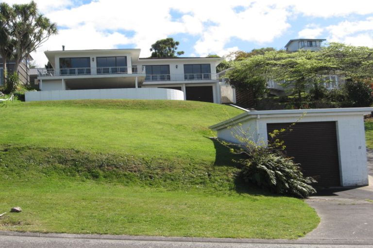 Photo of property in 11 Te Kopua Street, Acacia Bay, Taupo, 3330