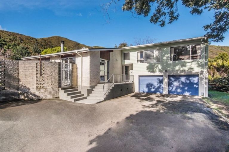 Photo of property in 38a Rossiter Avenue, Waterloo, Lower Hutt, 5011