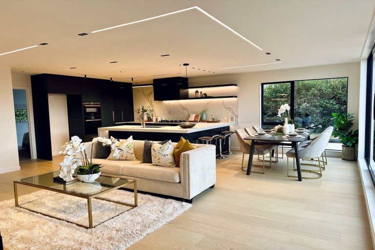 Photo of property in 47d Hastings Road, Mairangi Bay, Auckland, 0630