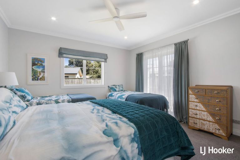 Photo of property in 30 Papaunahi Road, Bowentown, Waihi Beach, 3177