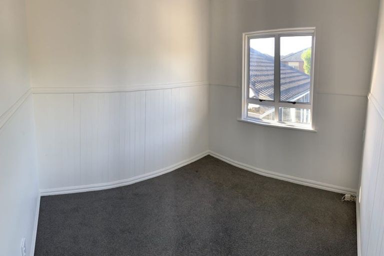 Photo of property in 549 Great South Road, Rosehill, Papakura, 2113