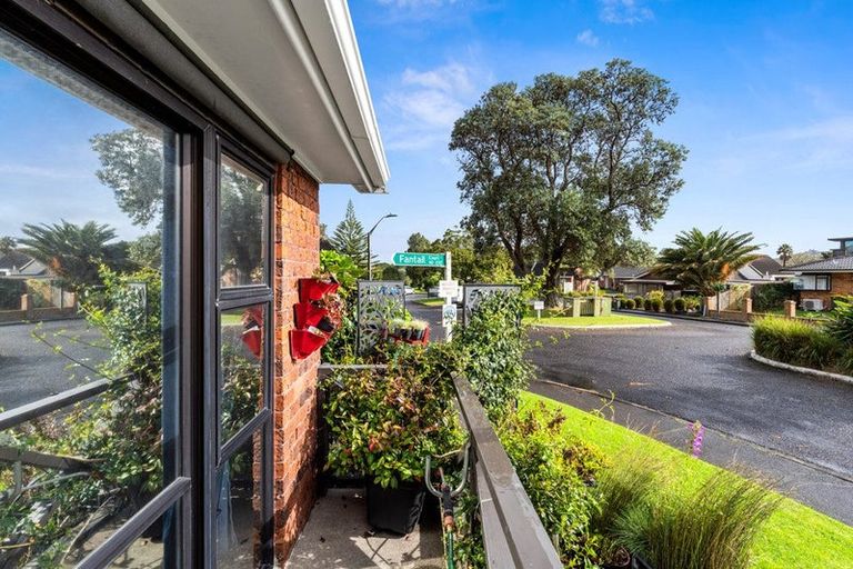 Photo of property in 1 Fantail Court, Orewa, 0931
