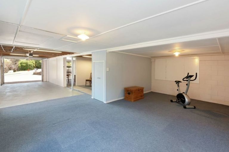 Photo of property in 22 Haseler Crescent, Howick, Auckland, 2014
