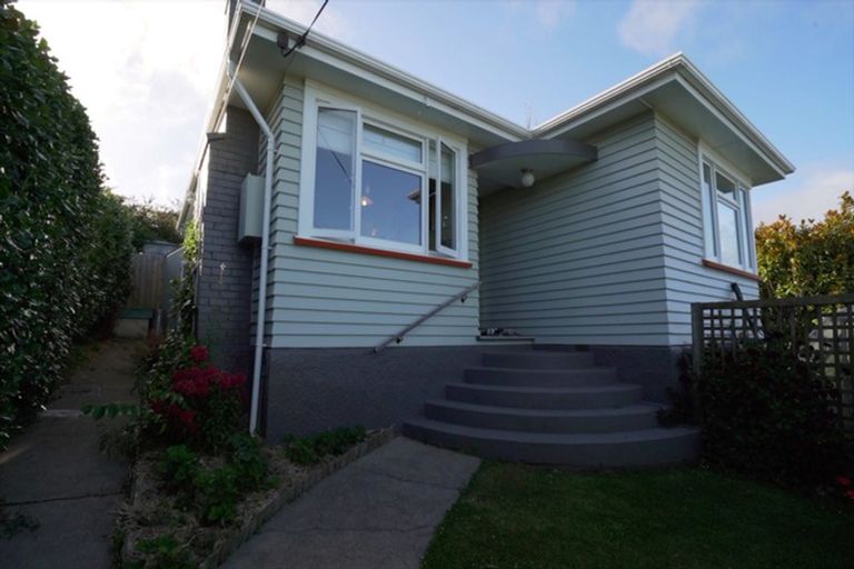 Photo of property in 8a Wharfe Street, South Hill, Oamaru, 9400