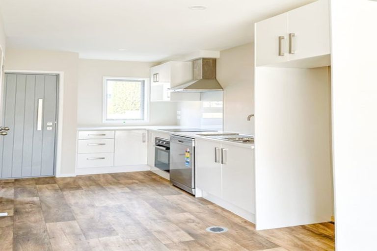 Photo of property in 9/70 Clevedon Road, Papakura, 2110